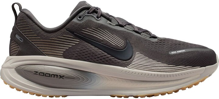Nike Vomero 18 Running Shoe - Men's