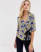 Thumbnail for your product : Vila printed 3/4 sleeve blazer