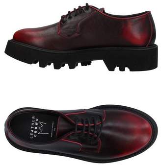 Leather Crown Lace-up shoe