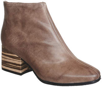 Antelope 574 Leather Bootie