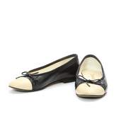 Thumbnail for your product : Chanel Black Leather Ballet flats