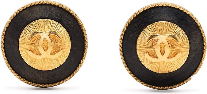 Chanel Pre-Owned 1994 CC logo button earrings