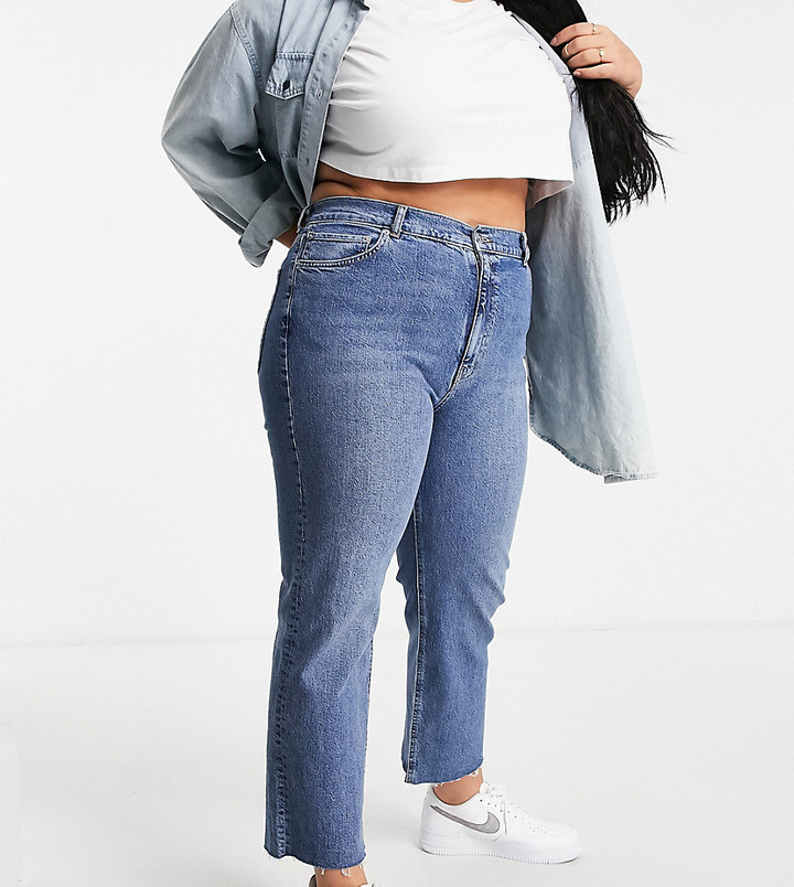 Plus Size Cropped Flare Jeans | Shop the world's largest 