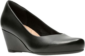 wide width black wedges