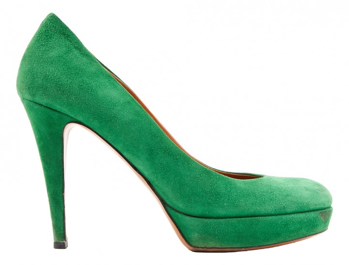 gucci green velvet heels