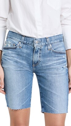 AG Jeans Women's Nikki Mid Rise Relaxed Skinny Short