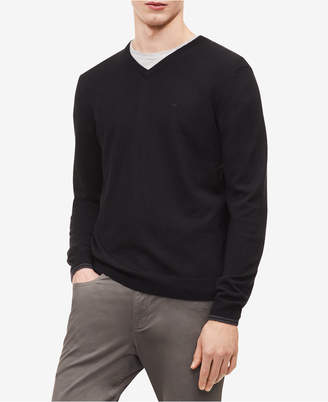 Calvin Klein Men Solid Extra-Fine Merino V-Neck Sweater