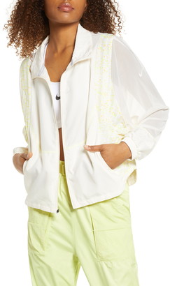 nike packable running jacket