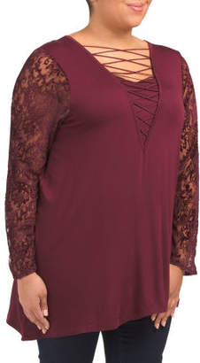 Plus Lattice V-neck Top With Lace Sleeves