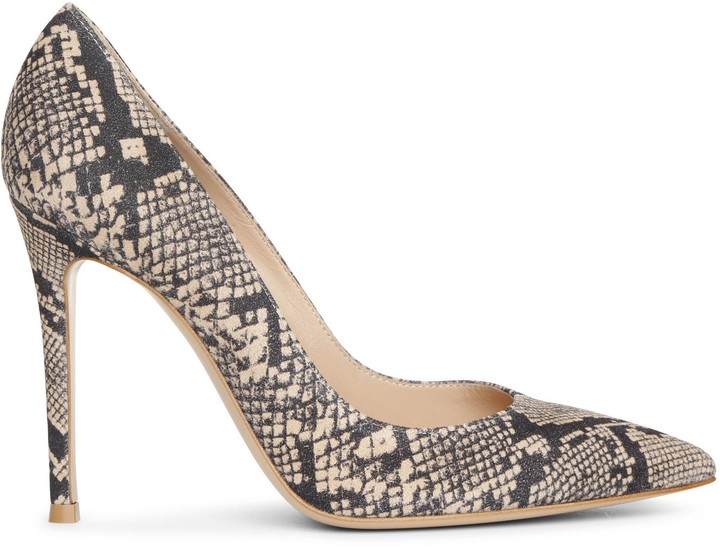 python print shoes