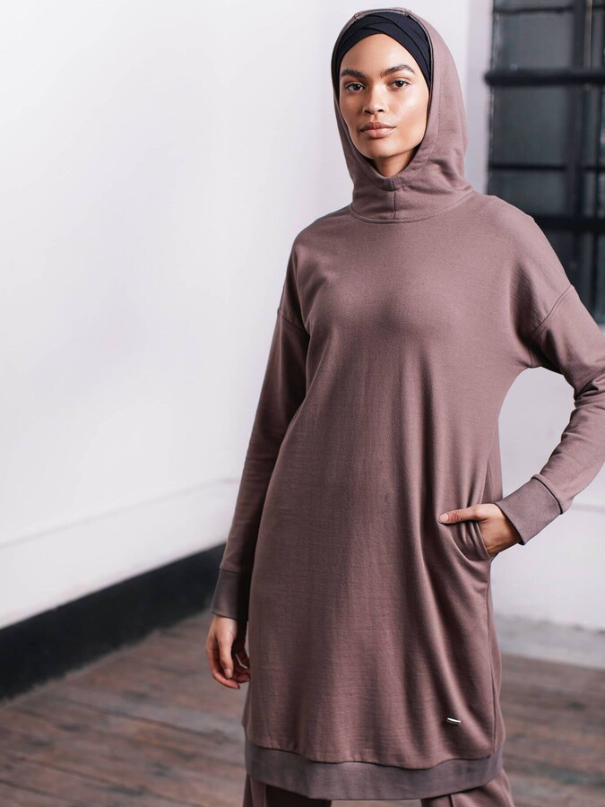 tight workout hoodie