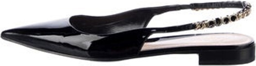 Gucci Patent Leather Slingback Flats Black Pointed-Toes Buckle Closure at Ankles Size not listed, estimated from measurements. Designer