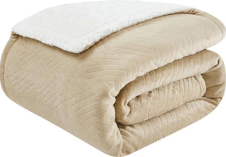 Truly Soft Basket Carved Faux Fur Polyester Tan Twin Blanket