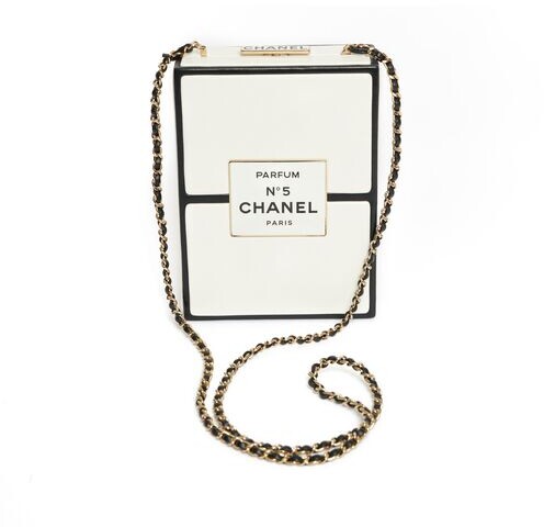 Chanel, A Chanel No. 5 Parfum Box Evening Clutch, 2021. - Bukowskis