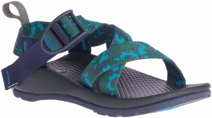 girls chacos