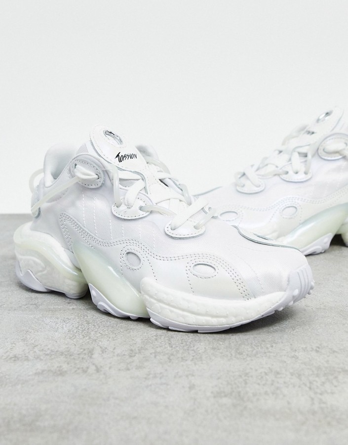 womens adidas torsion trainers