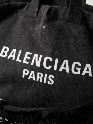【関税&送料込】Balenciaga Black Canvas And Mesh Medium 24 7 BALENCIAGA Black canvas and mesh medium 24/7 shopping bag