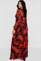 Thumbnail for your product : boohoo Tall Floral Print Button Through Plunge Maxi
