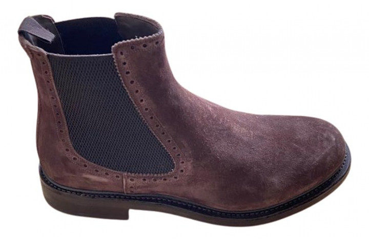 ferragamo desert boots