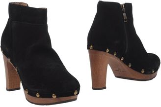Scholl Ankle boots