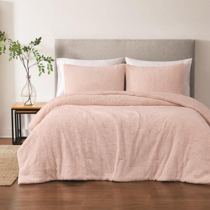 Brooklyn Loom Oversized Marshmallow Sherpa Polyester Blush 3 Piece King Comforter Set