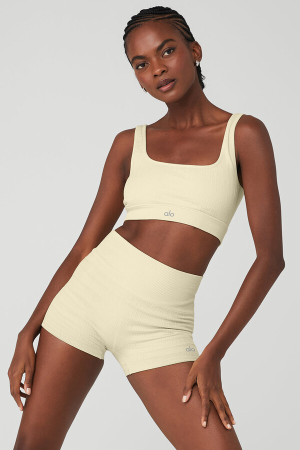 Alo Yoga Seamless Cable Knit Bra in French Vanilla Yellow, Size: Large