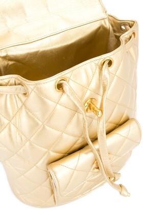 Chanel Pre Owned 1991-1994 quilted CC chain backpack