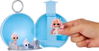 L.O.L. Surprise! Mini Winter Family Playset Collection