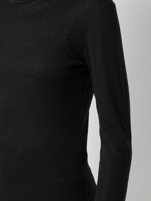 Closed roll-neck long-sleeve T-shirt