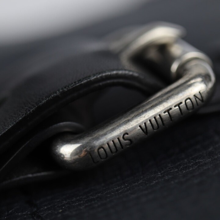 Pre-owned Louis Vuitton Shoulder Bag In Navy