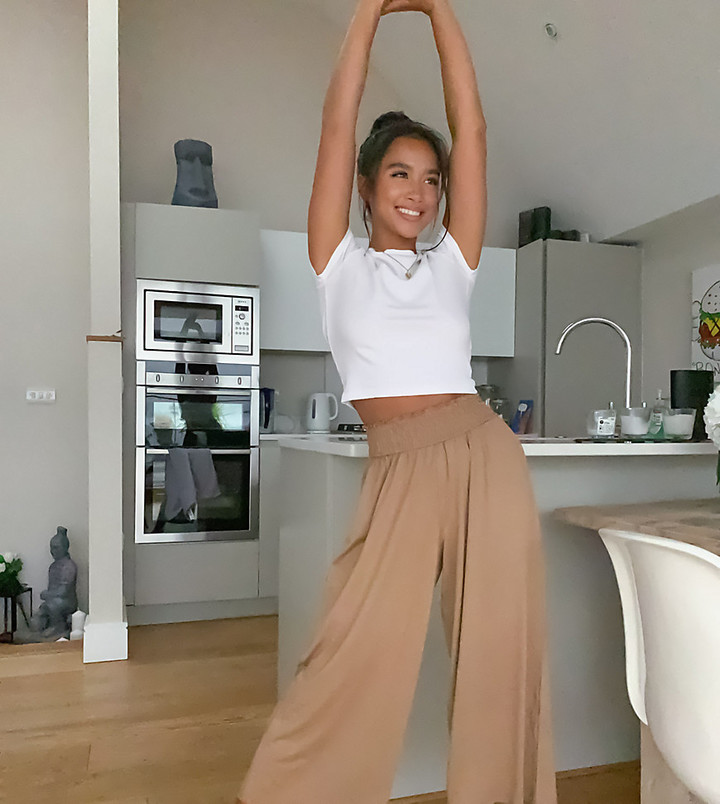petite culotte trousers