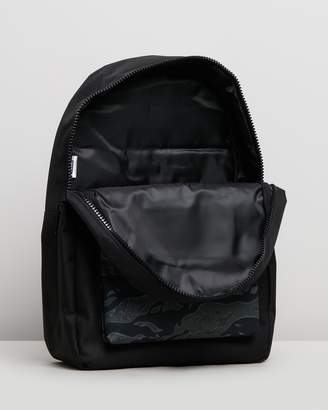 Globe Deluxe Backpack
