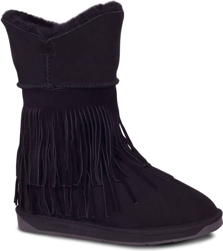 Cloud Nine Women's Classic Fringed Sheepskin Boot In Black