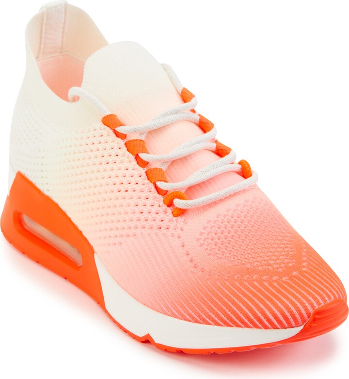 dkny ashly sneakers
