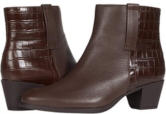 womens leather crocs sandals