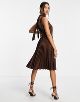 Thumbnail for your product : Closet London halter neck pleated midi dress in chocolate brown