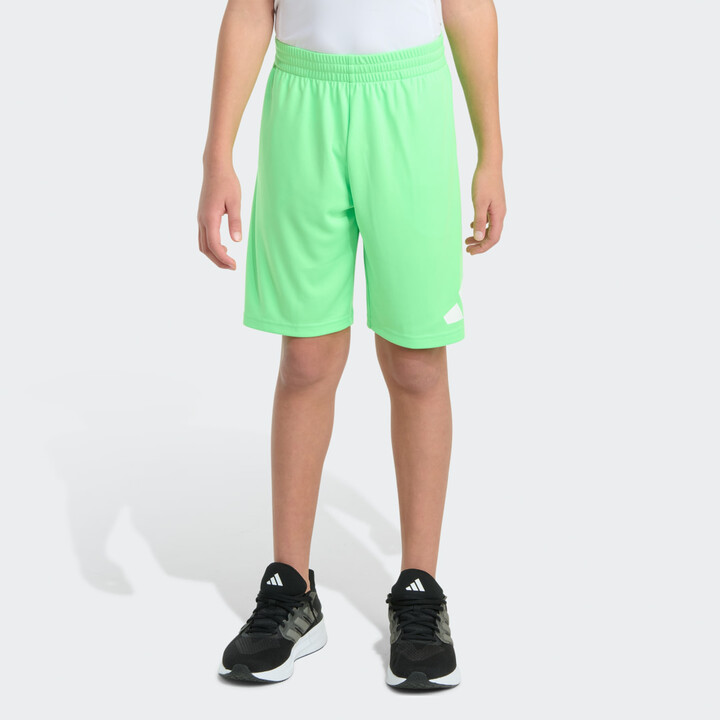 Essential Big Logo Short 25