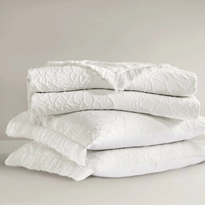 TUOXIN 3 Piece Bedspread Bundle - Floral Chenille With Fringed Trim Lightweight Breathable Cotton Blend Generous Coverage For All Seasons' Comfort Lint An