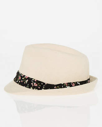 Le Château Floral-Band Linen Fedora Hat