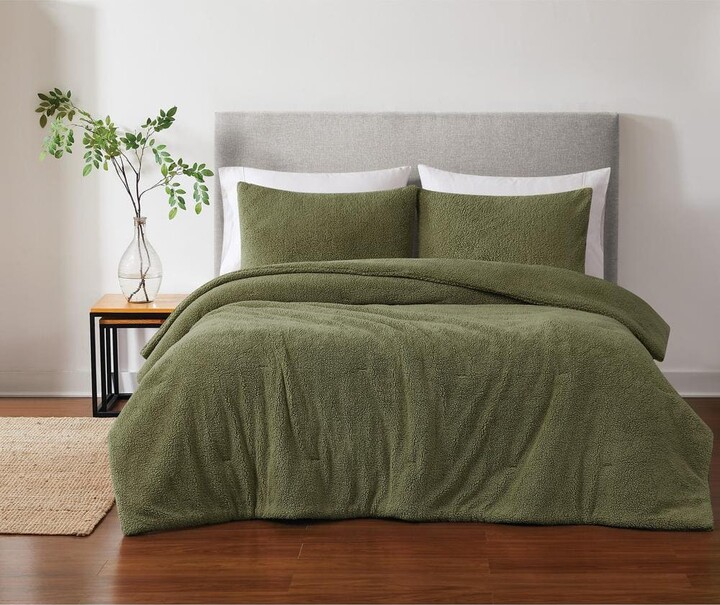 Brooklyn Loom Oversized Marshmallow Sherpa Polyester Olive Green 3 Piece Queen Comforter Set