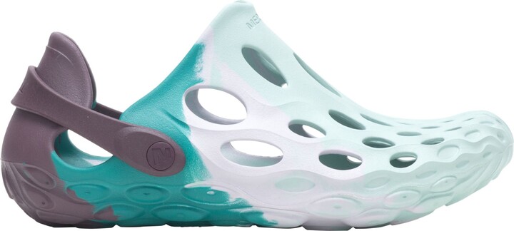 Water shoes to wear to the beach 