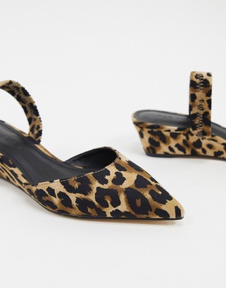 Who What Wear Marsella single wedge shoes in leopard