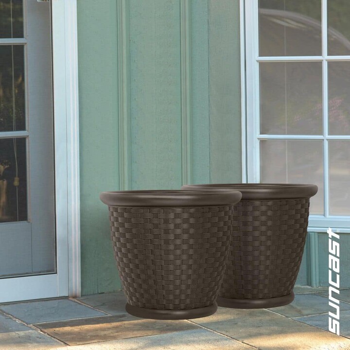 Suncast Sonora 18 in. Round Java Blow Molded Plastic Planter (2-Pack)