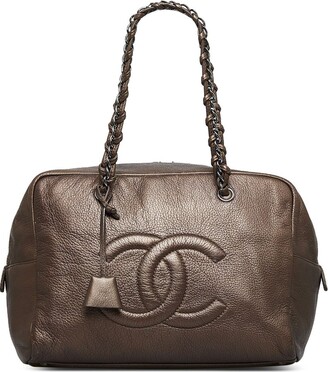 Pre-owned Chanel 2005-2006 Cc Diamond-stitched Shoulder Bag In Neutrals