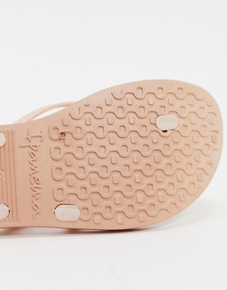 Ipanema Bossa 21 Blush flip flop sandal in light pink