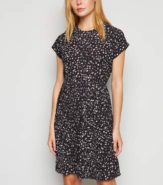 New Look Leopard Print Short Sleeve Mini Dress