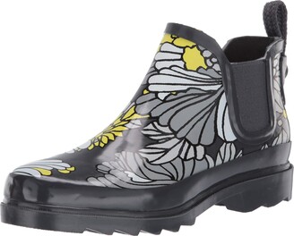 the sak rain boots