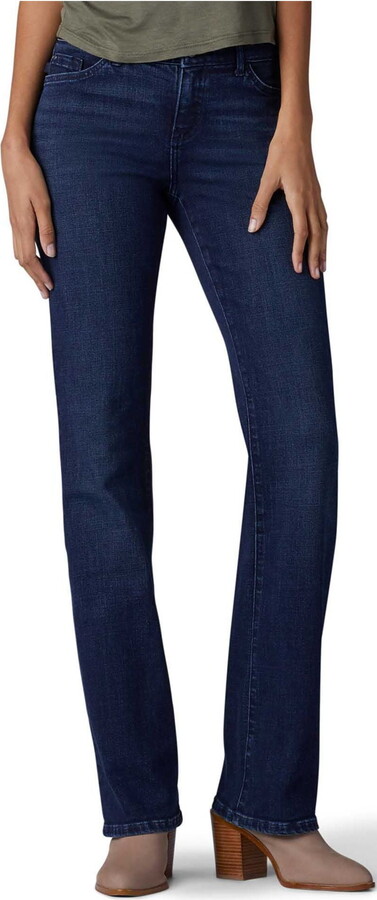 Lee® Women’s Flex Motion Regular Fit Bootcut Jean