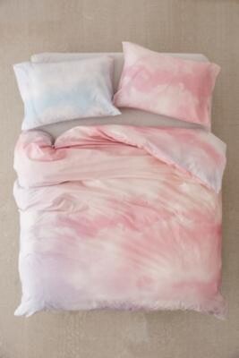 Urban Outfitters Dreamy Duvet Set With Reusable Fabric Bag - Pink DOUBLE at