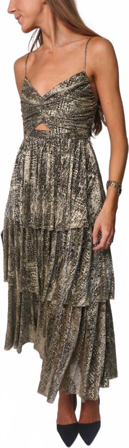 Moon River Metallic Tiered Midi Dress In Black Gold